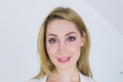 093 - Dreamy Girl in Casting