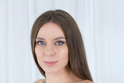 225 - Sexy Brunette on Casting